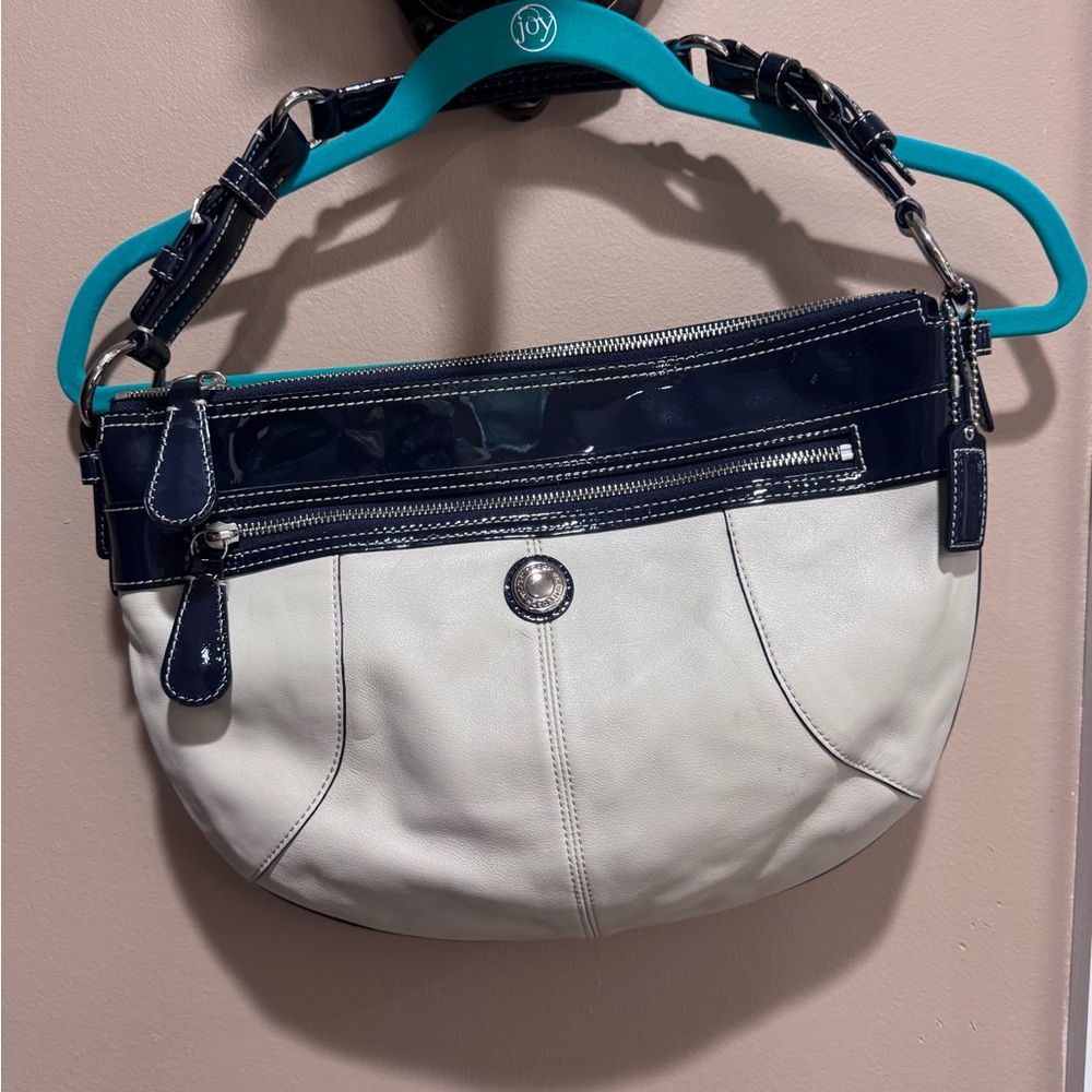 COACH | Vintage | 14886 | Laura Hobo Handbag | rare- discontinued - Picture 5 of 10